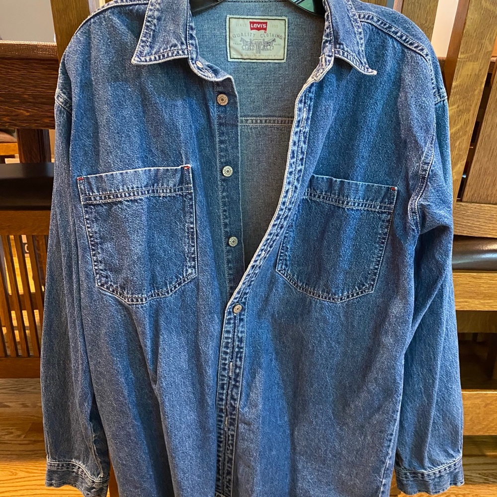 Levi Jean jacket!!